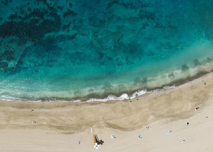 Home2book Crissol Cristianos 公寓 *