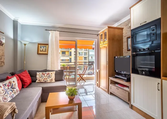 Home2book Crissol Cristianos 公寓