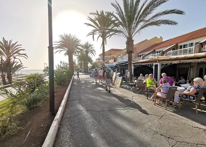 Home2book Crissol Cristianos 公寓